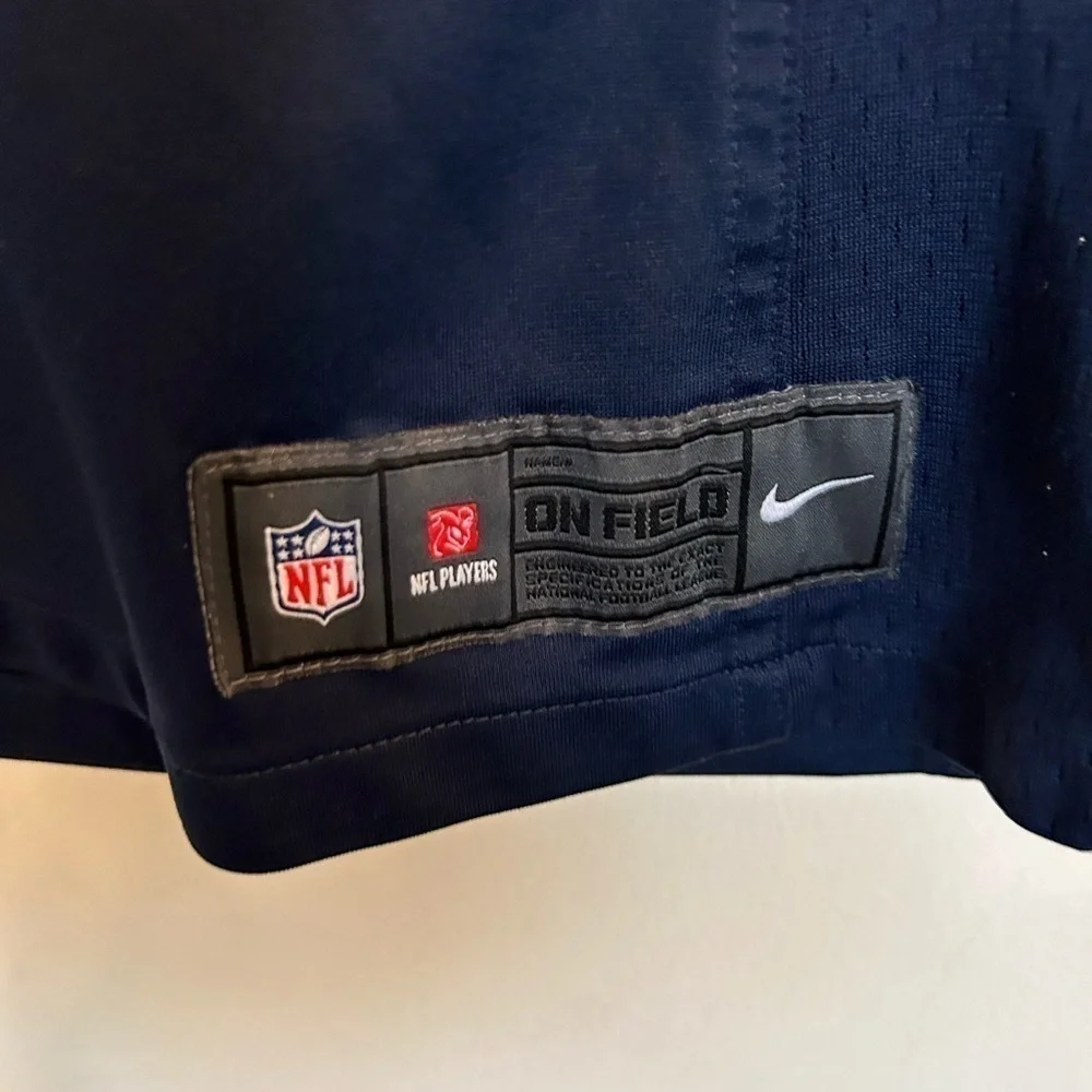 Nikes, Seattle Seahawks football ladies small on field jersey Russell Wilson 3
